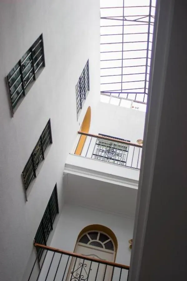 Comfortable Apartment In Seville With Stunning Balcony!